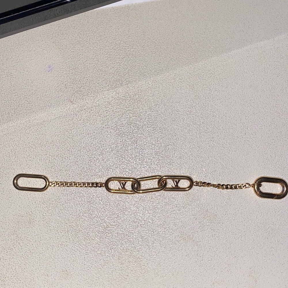 Louis Vuitton mini signature chain bracelet